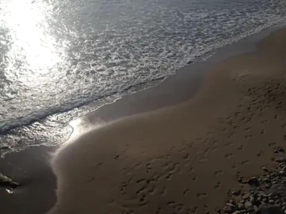 Casa Sveva, A Pochi Passi Dalle Spiagge E Dal Centro Di Arma Di Taggia. Bagian luar foto