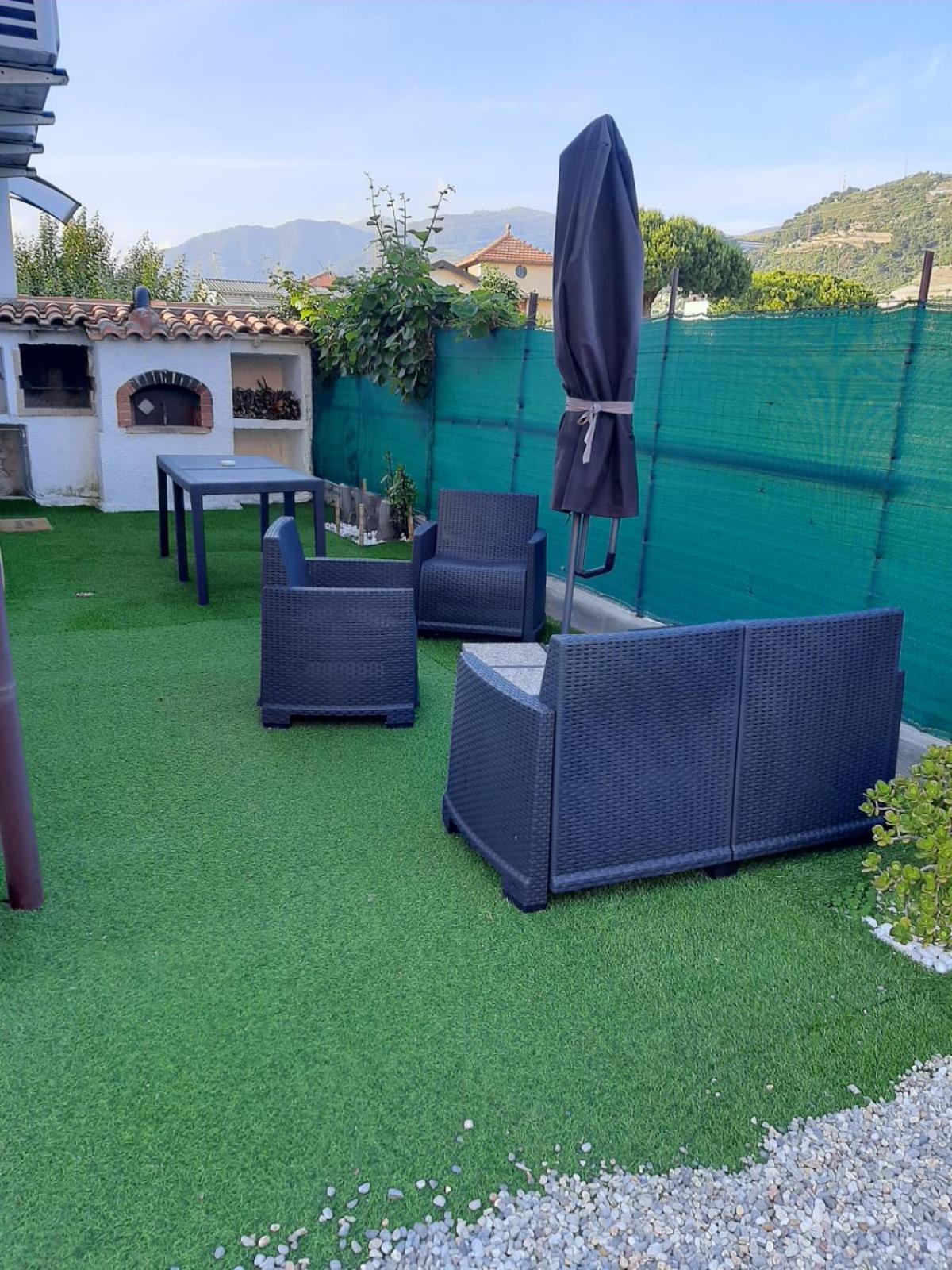 Casa Sveva, A Pochi Passi Dalle Spiagge E Dal Centro Di Arma Di Taggia. Bagian luar foto